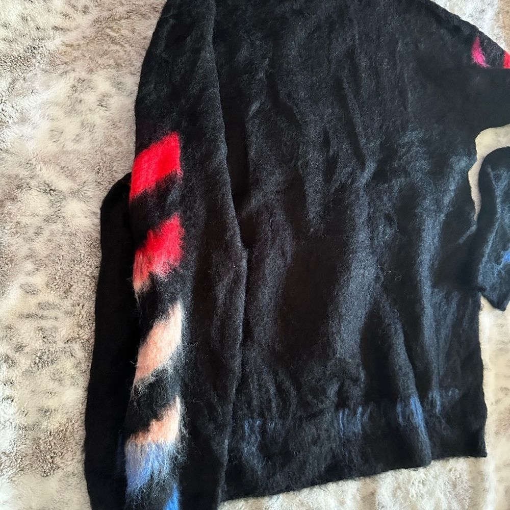 Off-White Mohair Brushed Very Soft Sweater - Picture 3 of 8